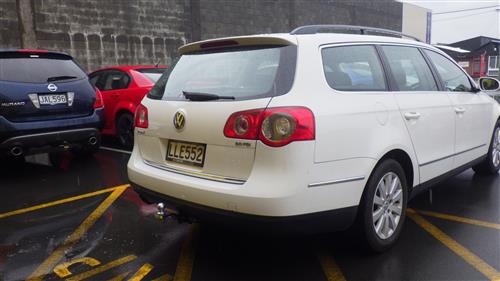 VOLKSWAGEN PASSAT STATIONWAGON 2006-2016